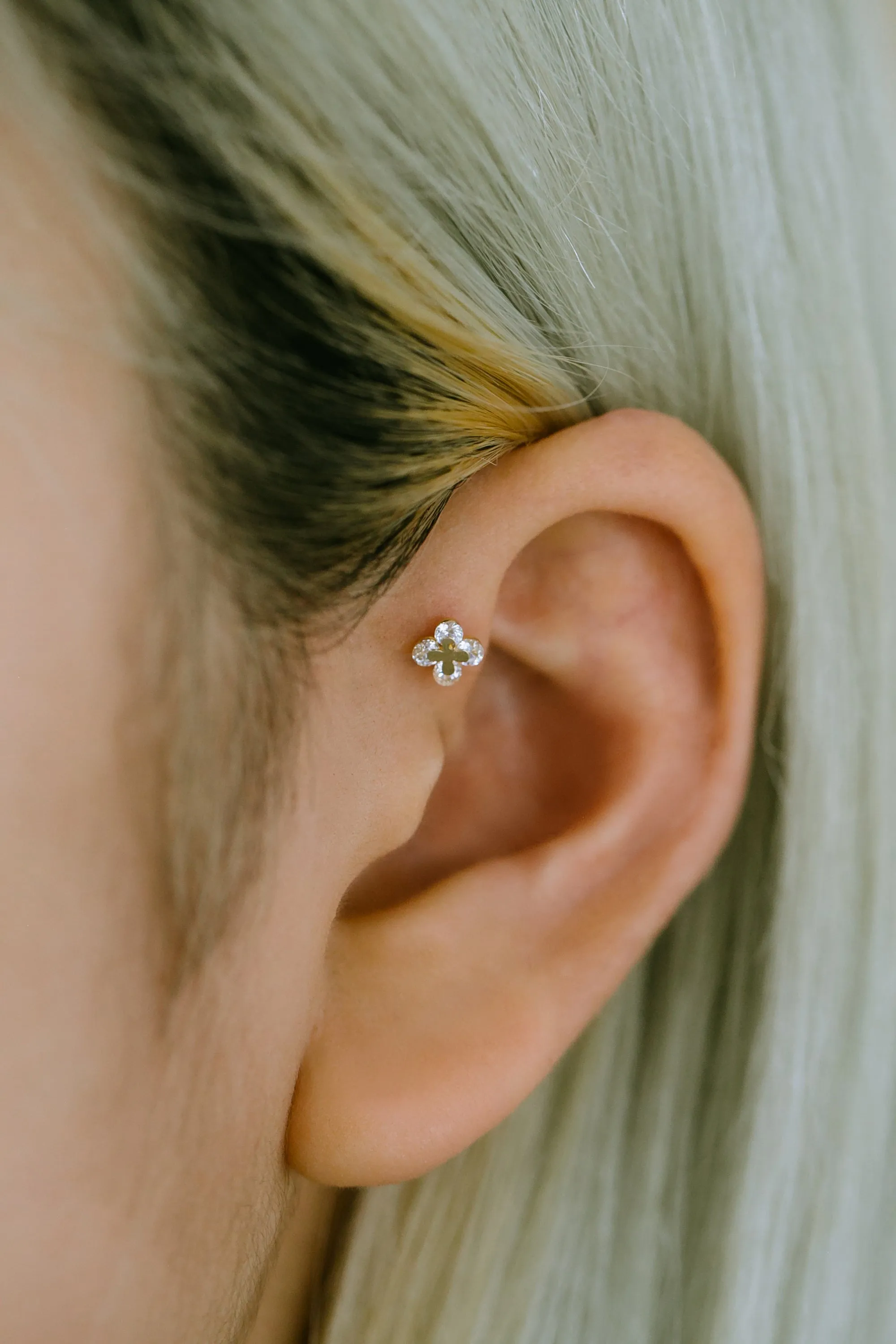 14K GOLD JEWELRY MINIMALIST CZ CUTE SMALL FOUR LEAVES CLOVER BARBELL EAR STUD EARRING PIERCING