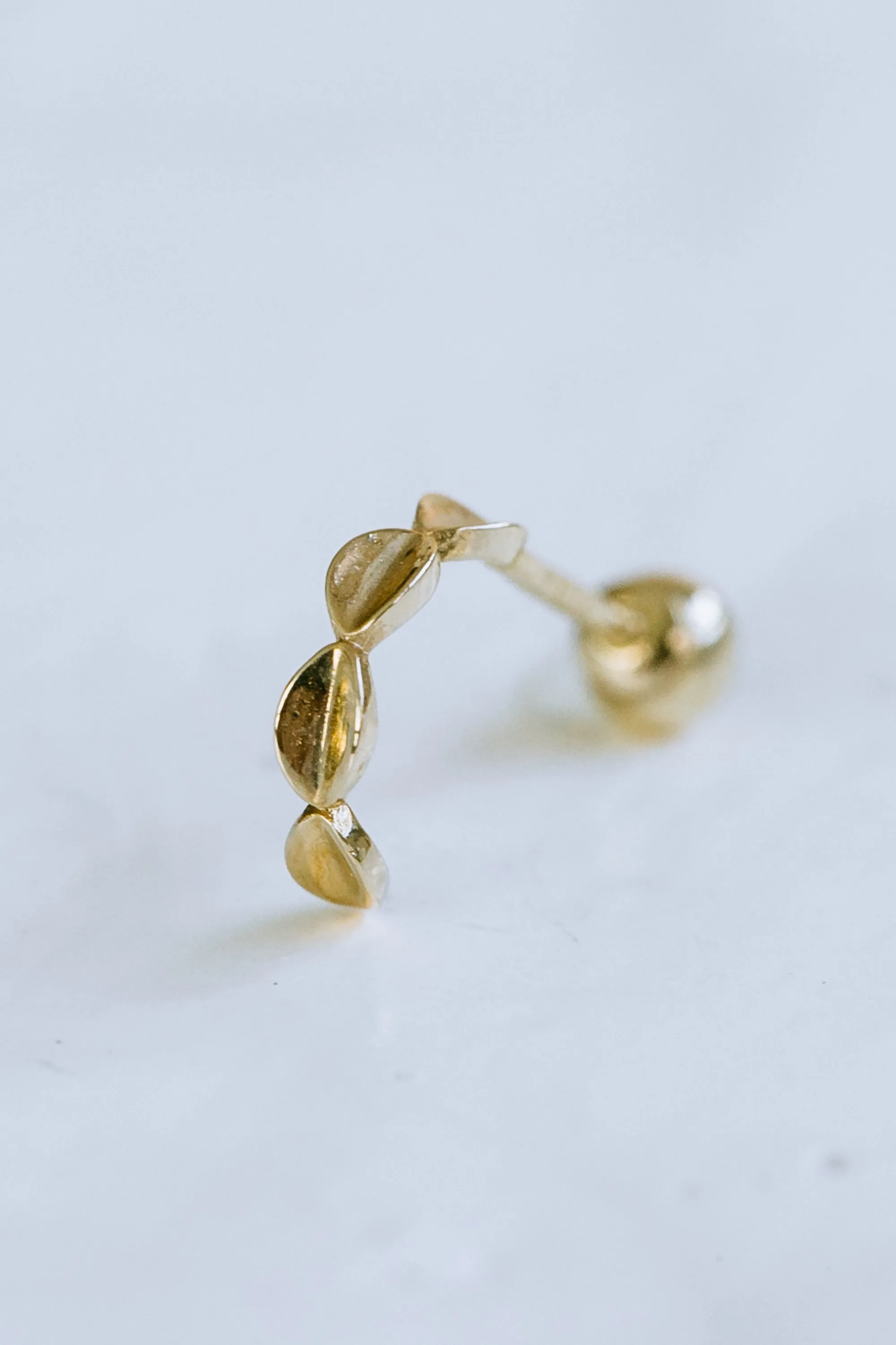 14K GOLD JEWELRY MINIMALIST DELICATE OVAL ROUND CURVED SHAPE BARBELL EAR STUD EARRING PIERCING