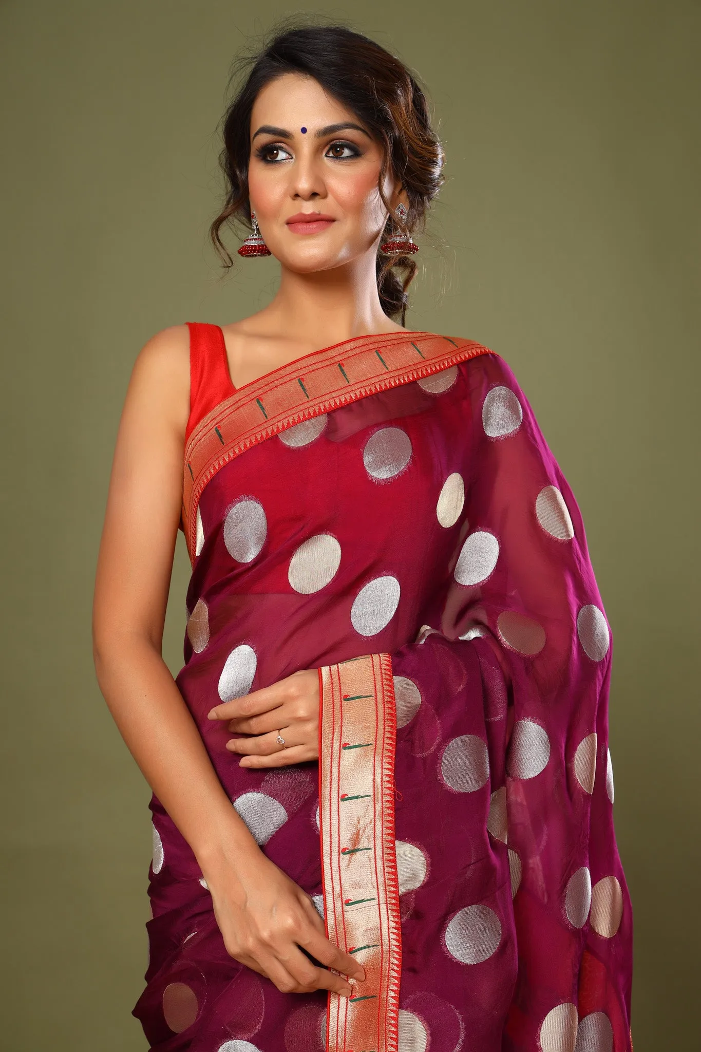 90Z477-NRO Magenta Georgette Saree with Paithani Border and Pallu