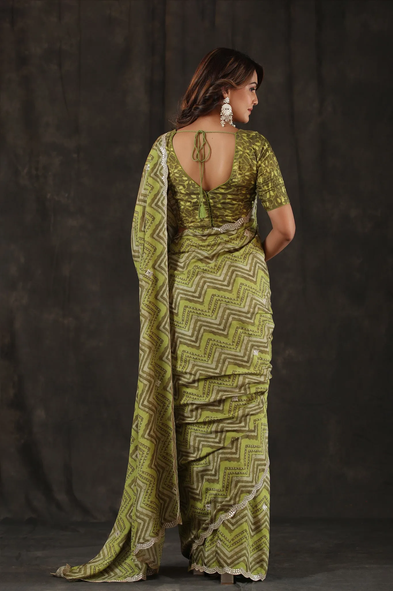 90Z794-RO Pista Green Chevron Print Crepe Sari with Scalloped Border