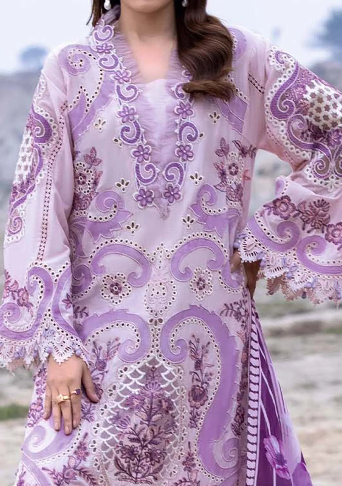 Adan's Libas Queen's Diary Pakistani Lawn Dress