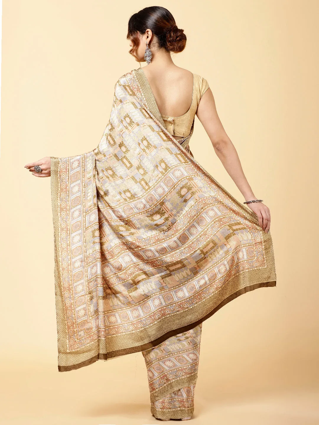 Crepe Abstract Print Saree Design