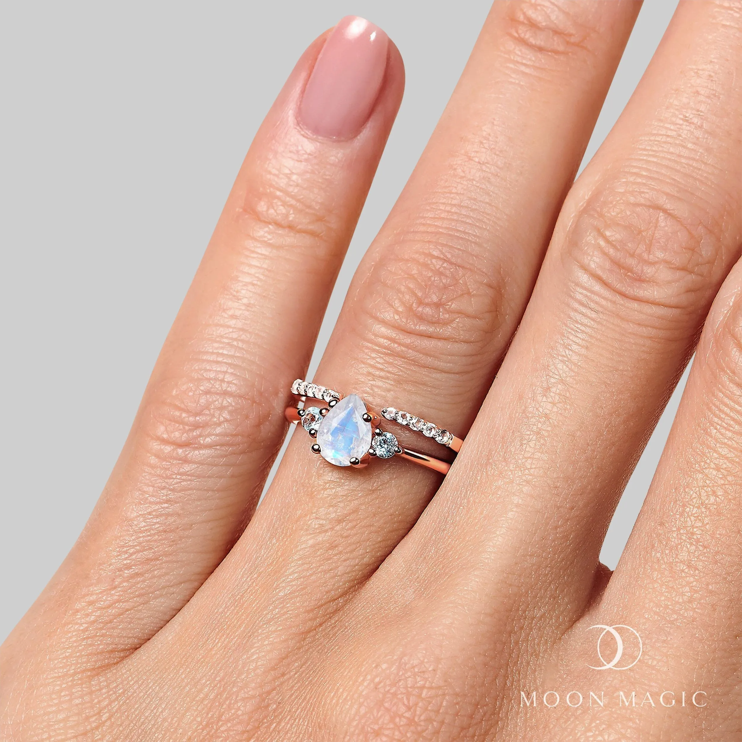 Moonstone Ring - Lania