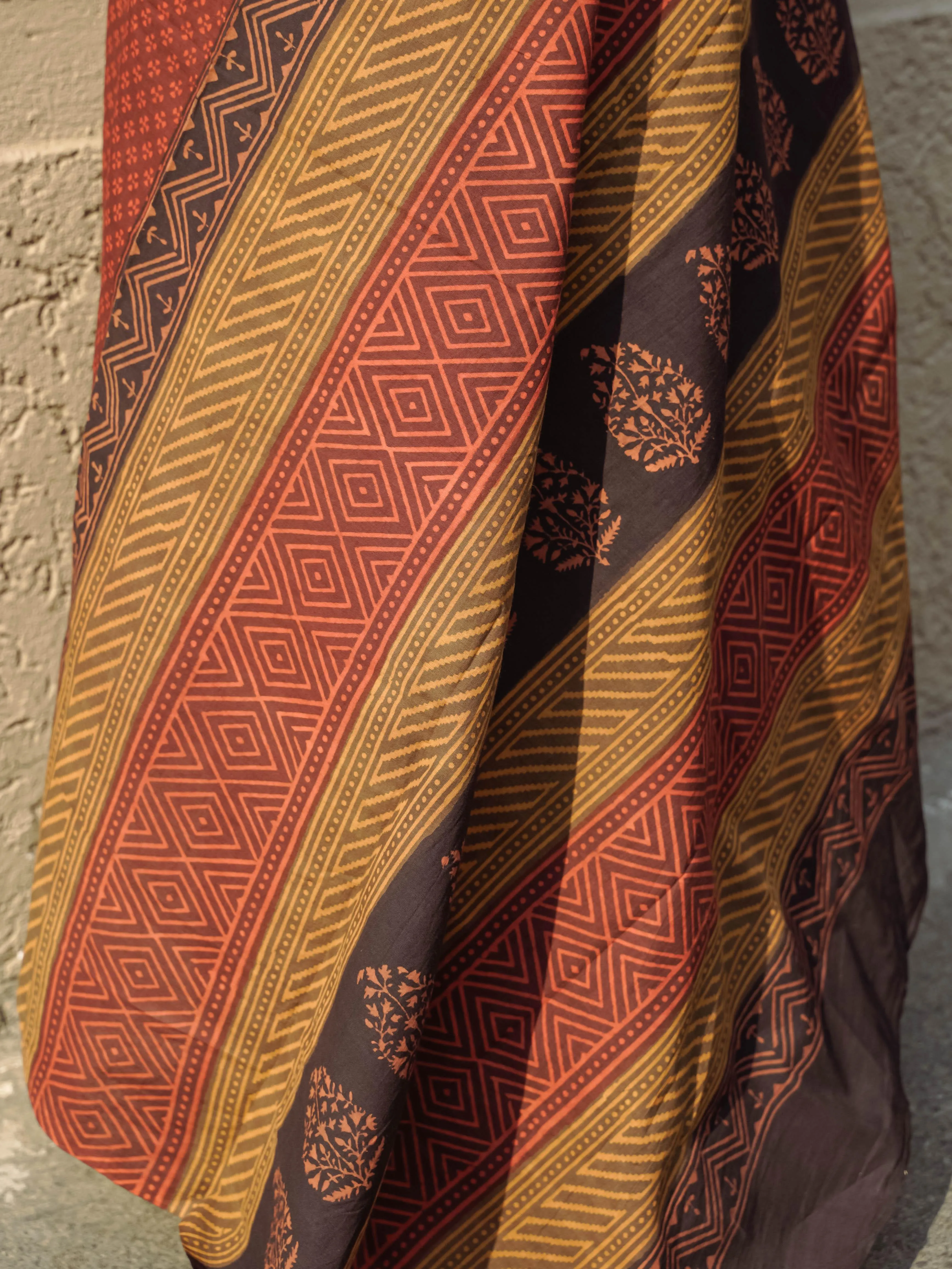 Roheda Makkhi buta natural dyed handblock printed Bagru saree